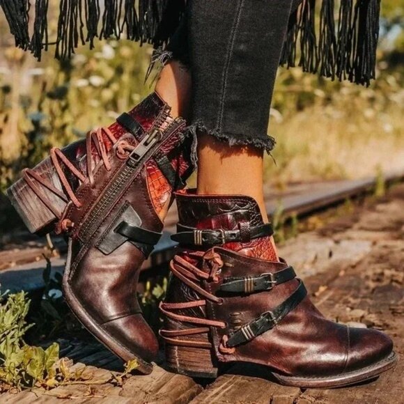 Freebird Crue Leather Ankle Boots Size 9 Distressed red brown Straps Buckles Uni